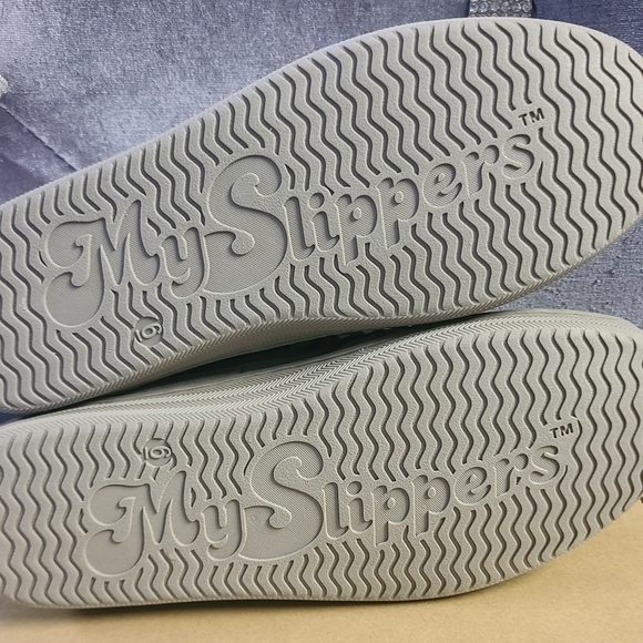 The Slipper Company Women's Tan Moccasins - Picture 3 of 6